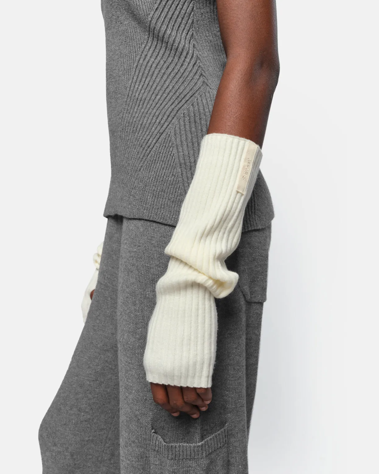 Cynda Cream Arm Warmers